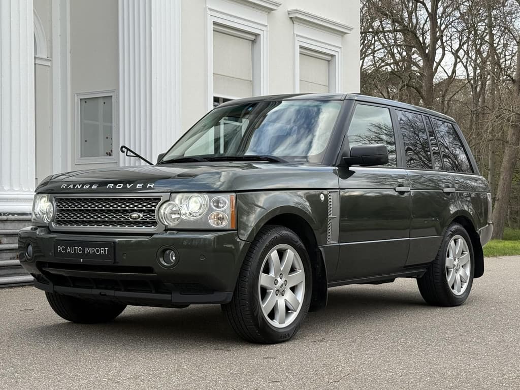 Land Rover Range Rover 4.4 V8 Vogue Facelift Green over Sand Classic V8 306ps petrol