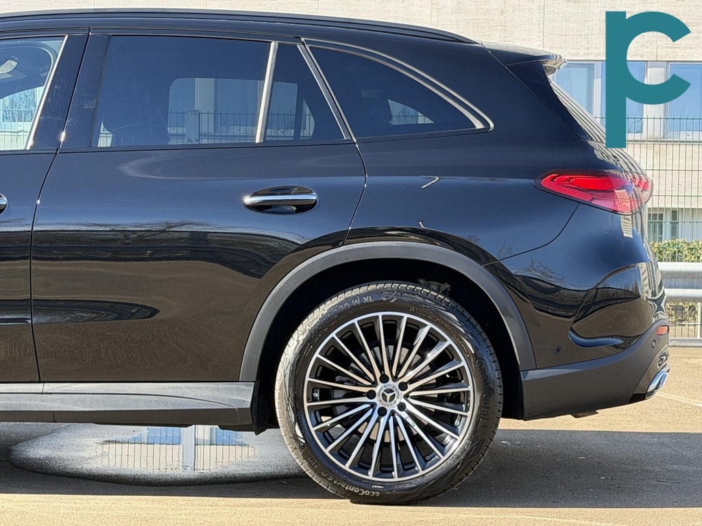 Mercedes-Benz GLC 200 4MATIC AMG Line Pano 360º HeadUp Laser MB Garantie